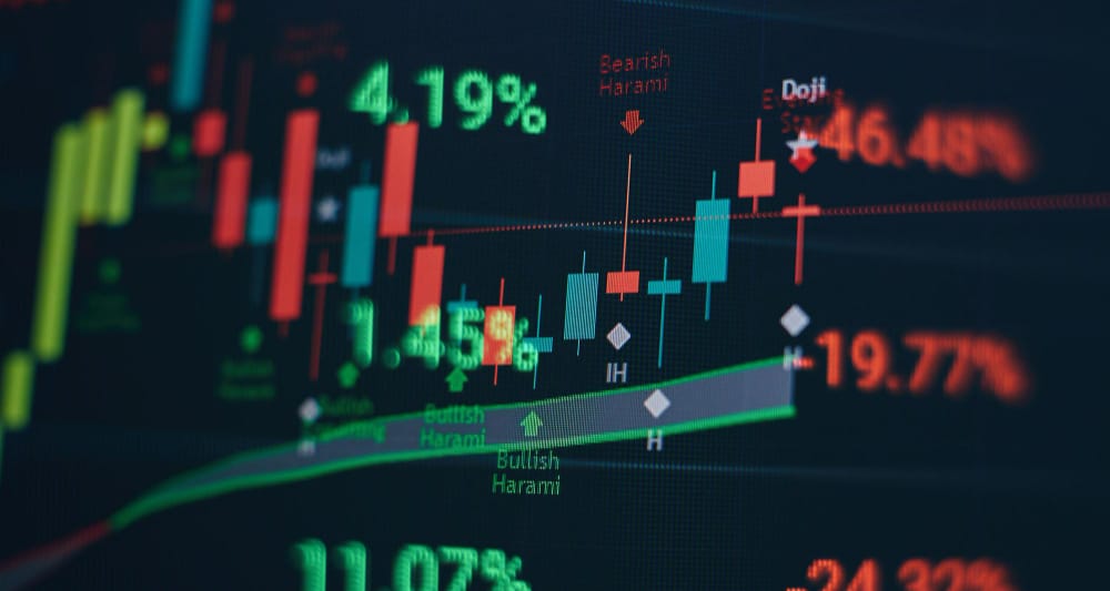 ديناميكيات التداول في الأسواق المشتقة: تشريح آليات عقود الفروقات